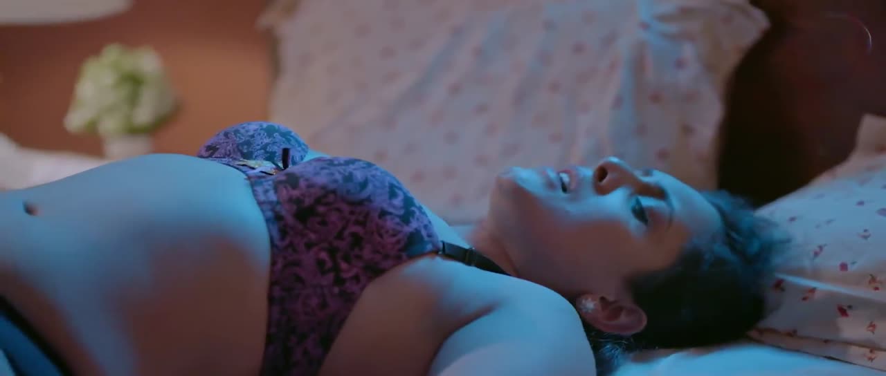 Adhuri Pyaas 2023 S01E03 Hindi KundiApp Hot Web Series
